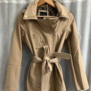 Beige/Tan Jessica Simpson water resistant fleece interior coat
